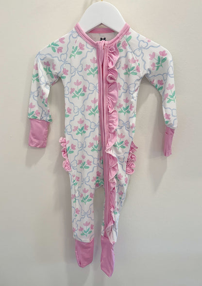 RTS: Tulips + Bows Bamboo Ruffle Zippy