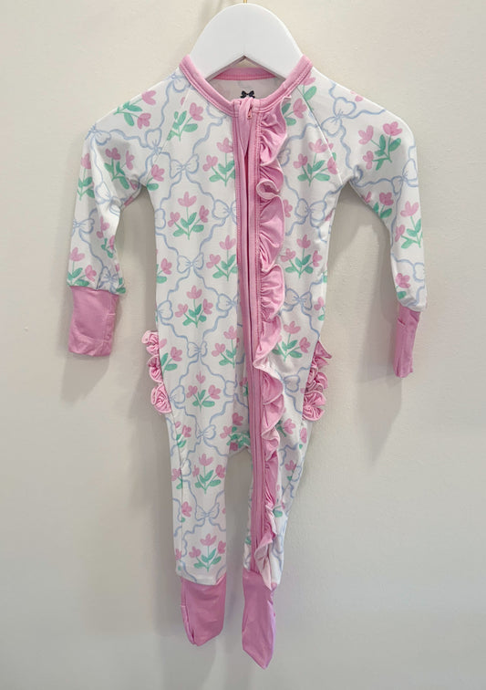 RTS: Tulips + Bows Bamboo Ruffle Zippy