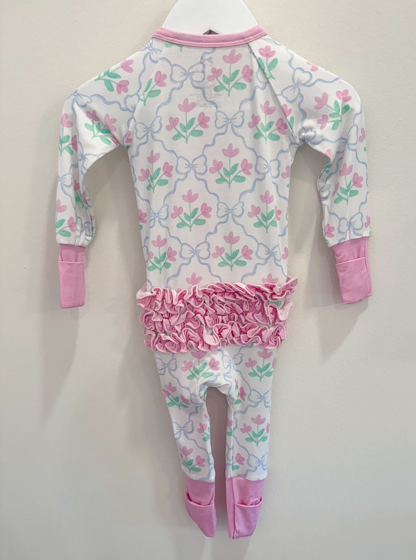 RTS: Tulips + Bows Bamboo Ruffle Zippy