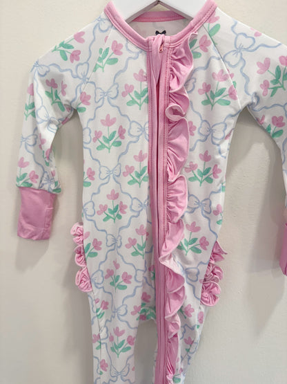 RTS: Tulips + Bows Bamboo Ruffle Zippy
