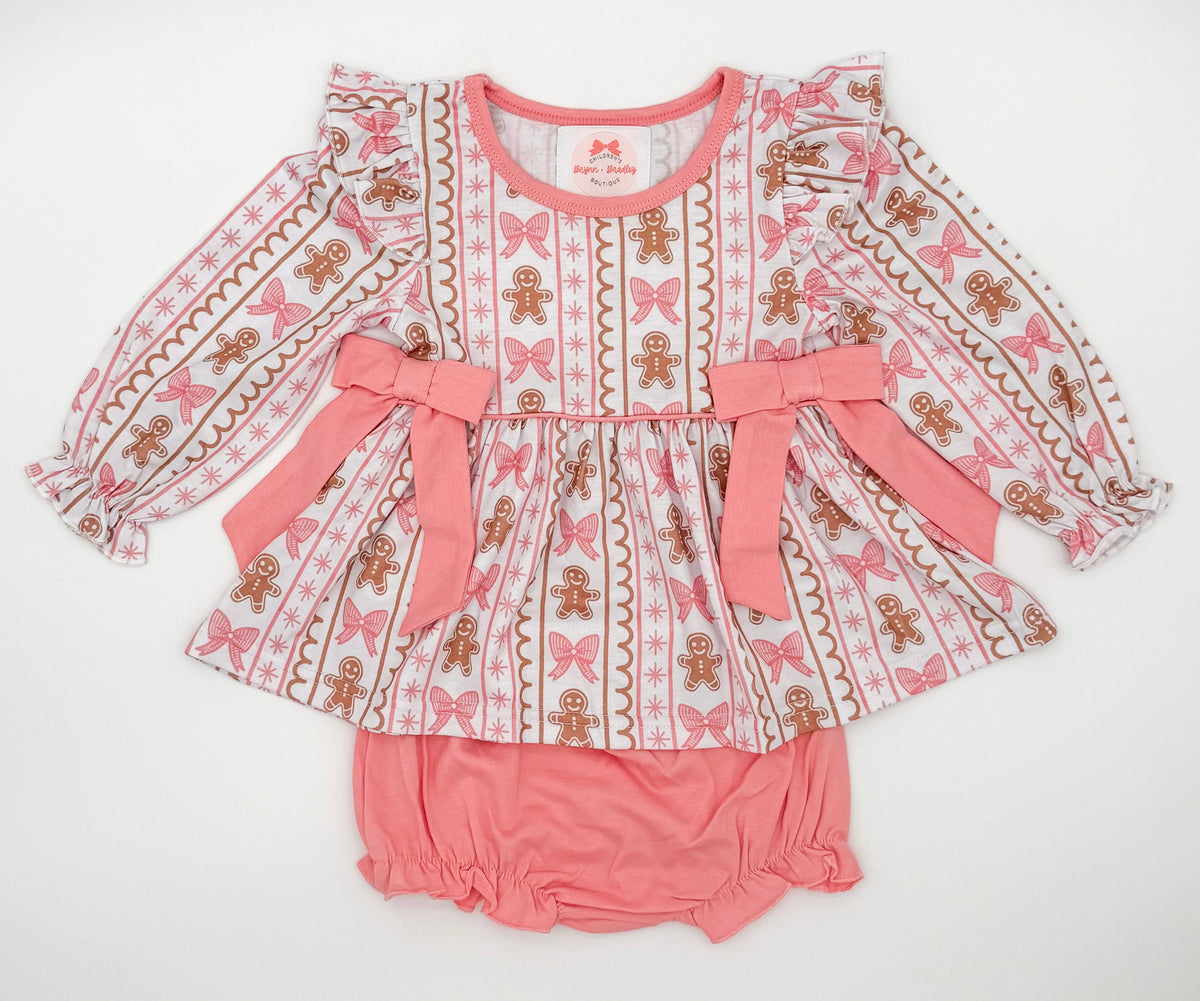 RTS: Gingerbread + Bows Girl Diaper Set
