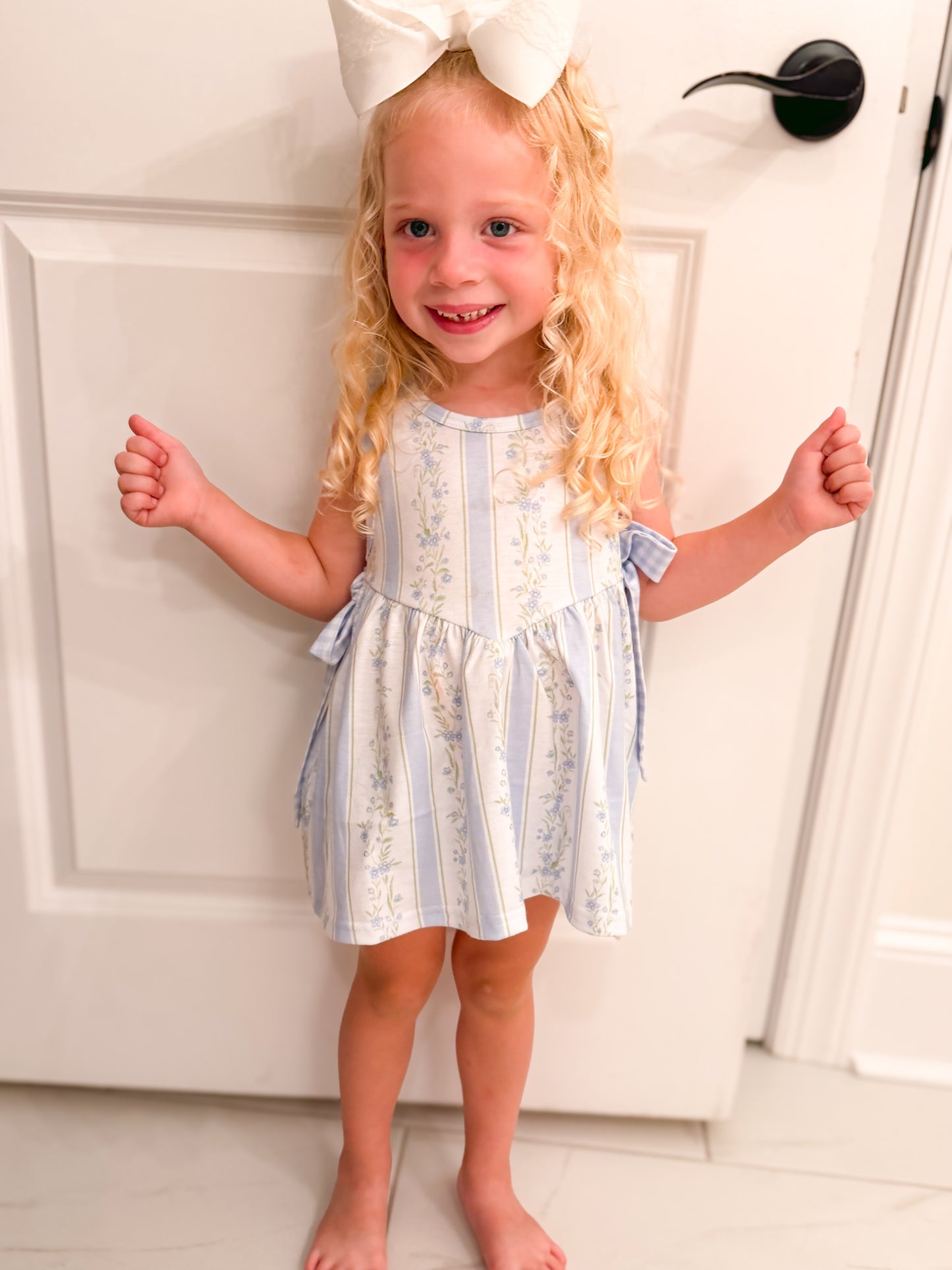 RTS: Blue Gingham + Vines Girl Diaper Set